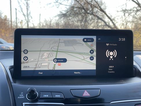 Used 2023 Acura RDX AWD w/ Advance Package image 19