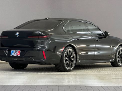 Certified 2024 BMW 740i w/ Premium Package image 8