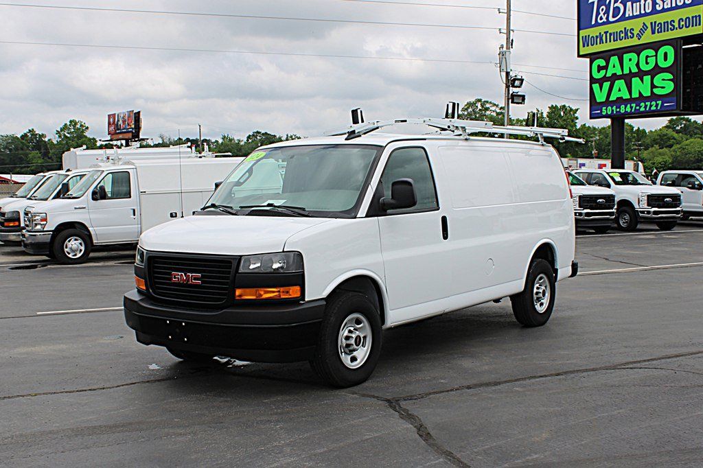 Used 2024 GMC Savana 2500 w/ Driver Convenience Package RWD image 2