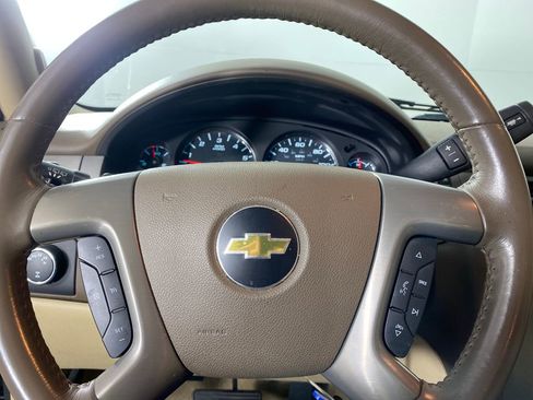 Used 2013 Chevrolet Tahoe LT image 14