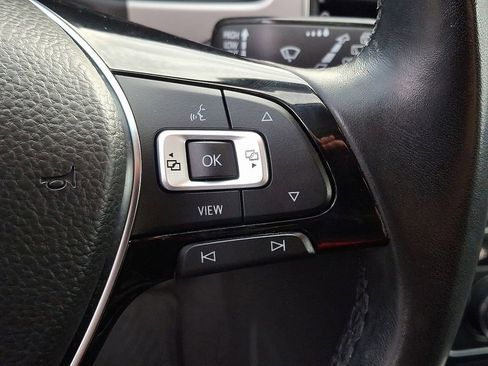 Used 2019 Volkswagen Atlas SE w/ Towing Package image 24