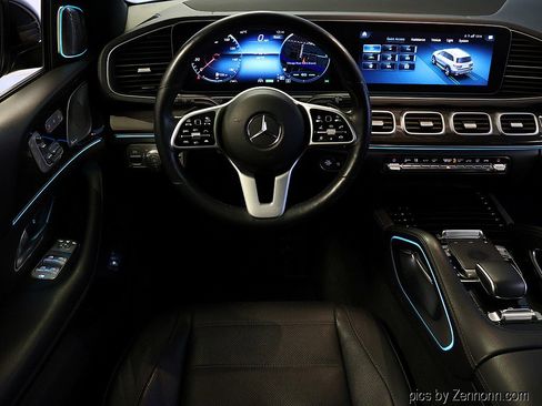 Used 2020 Mercedes-Benz GLS 450 4MATIC image 16