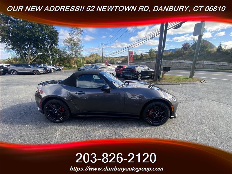 Used 2021 MAZDA MX-5 Miata Club RWD image 6