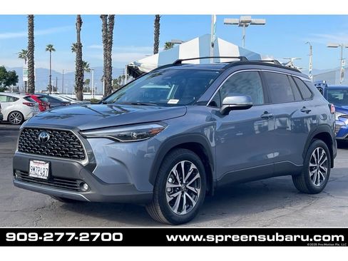 Used 2024 Toyota Corolla Cross XLE w/ Convenience Package image 1