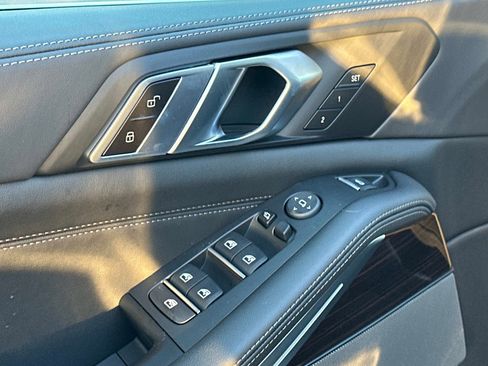 New 2026 BMW X5 sDrive40i w/ Premium Package image 18