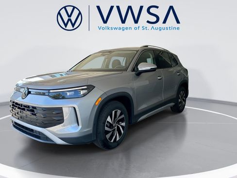 New 2026 Volkswagen Tiguan S FWD image 3