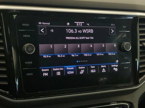 Used 2023 Volkswagen Atlas SEL R-Line AWD/4WD image 20