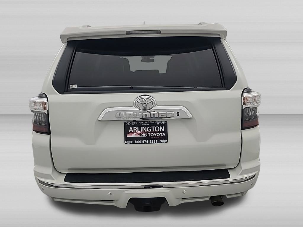 Used 2017 Toyota 4Runner Limited w/ Convenience Package AWD/4WD image 5