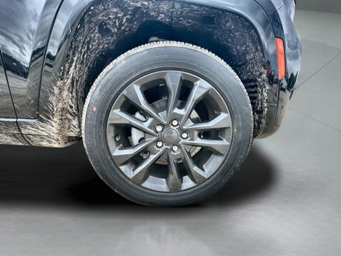 New 2026 Jeep Grand Cherokee Limited AWD/4WD image 47