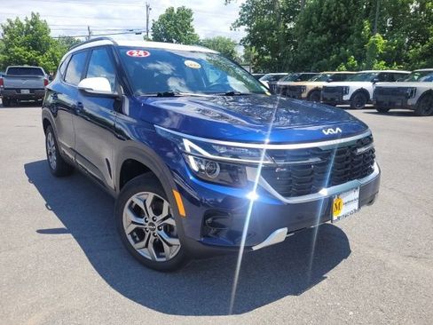 Certified 2024 Kia Seltos S AWD/4WD image 7