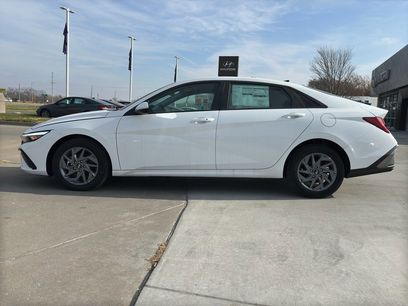 New 2025 Hyundai Elantra Blue