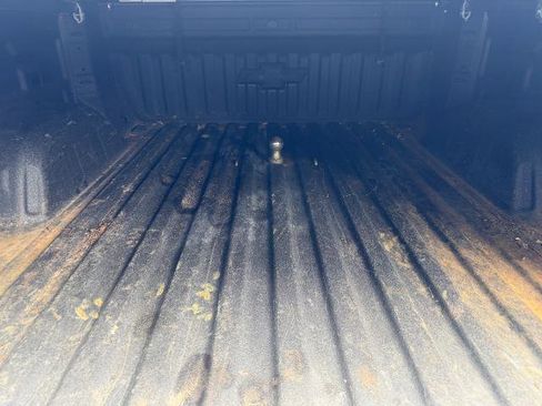 Used 2023 Chevrolet Silverado 1500 LT w/ Z71 Off-Road Package image 22