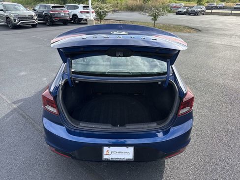 Used 2019 Hyundai Elantra SEL FWD image 22