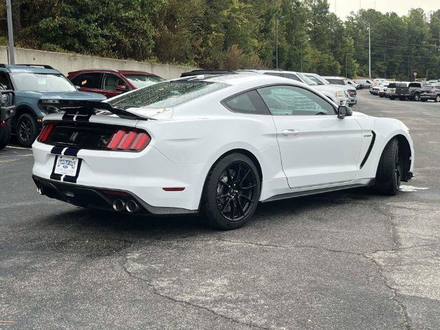 Used 2019 Ford Mustang Shelby GT350 w/ Technology Package RWD image 3