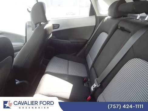 Used 2018 Hyundai Kona SEL w/ SEL Tech Package 02 FWD image 5