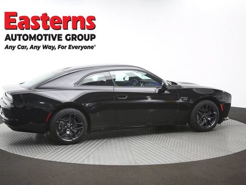 Used 2024 Dodge Charger Daytona R/T w/ Plus Group AWD/4WD image 39
