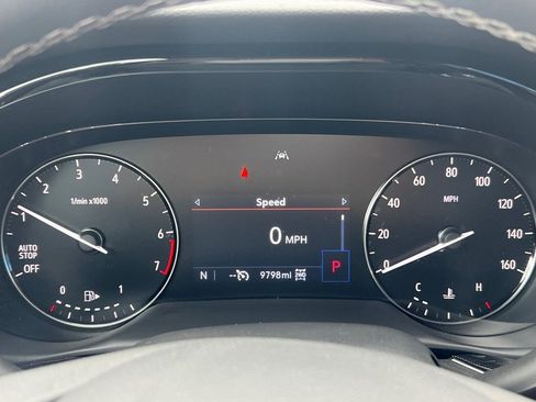 Used 2023 Buick Envision Preferred image 6