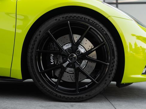 Used 2025 Lotus Emira RWD image 11