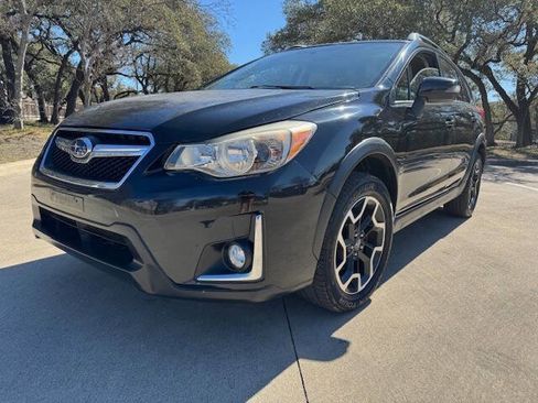 Used 2016 Subaru Crosstrek 2.0i Limited AWD/4WD image 1