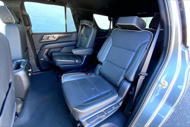 Used 2025 GMC Yukon Elevation w/ Technology Package AWD/4WD image 26