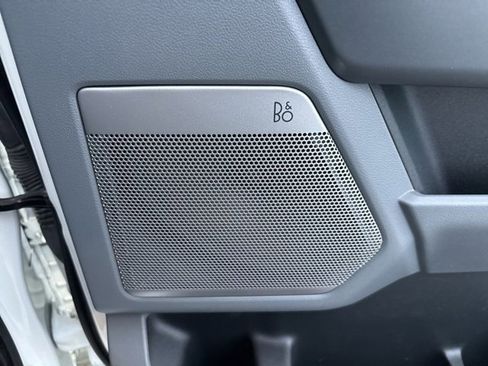 Used 2023 Ford F150 Lariat w/ Trailer Tow Package image 12