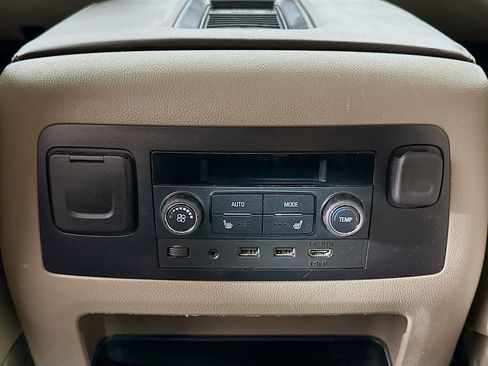 Used 2017 Chevrolet Tahoe Premier AWD/4WD image 28