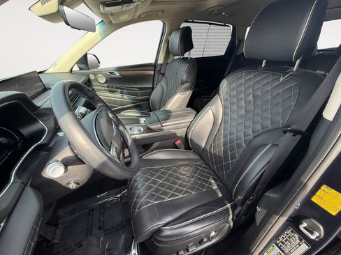 Used 2023 Genesis GV80 3.5T image 10