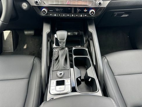New 2025 Kia Telluride LX image 28