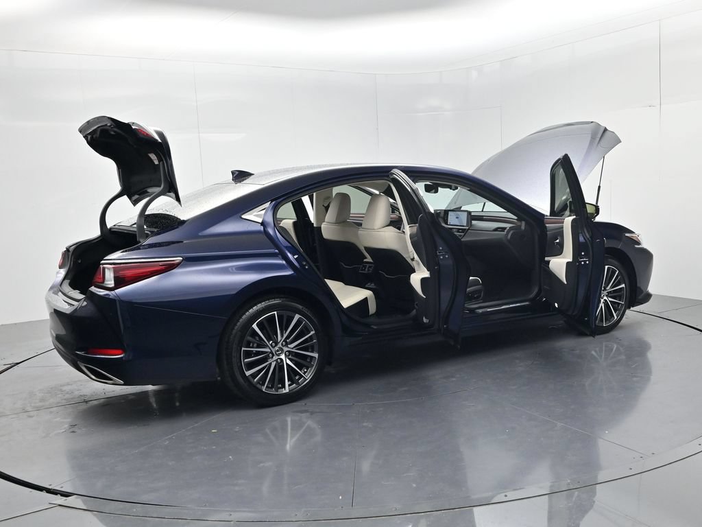 Used 2025 Lexus ES 350 w/ Premium Package FWD image 69
