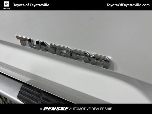 Used 2023 Toyota Tundra Limited AWD/4WD image 9