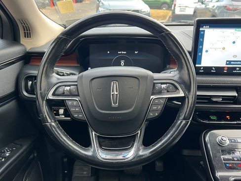 Certified 2023 Lincoln Nautilus Reserve image 23