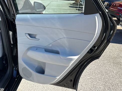 New 2026 Hyundai Kona SE image 16