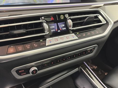 Used 2023 BMW X5 xDrive40i image 21