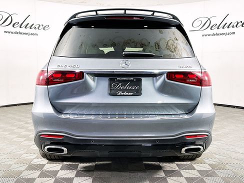 Used 2024 Mercedes-Benz GLS 450 4MATIC image 5