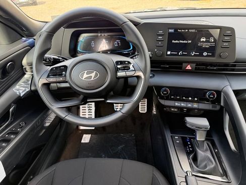 New 2026 Hyundai Elantra Sport image 17