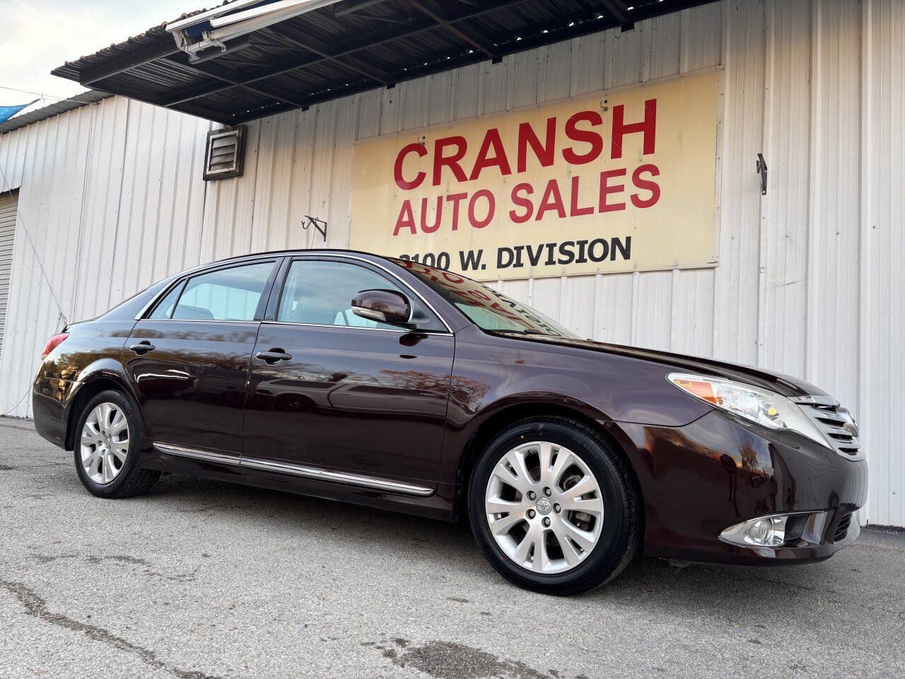 Used 2012 Toyota Avalon FWD image 5