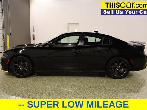 Used 2022 Dodge Charger R/T w/ Blacktop Package image 4