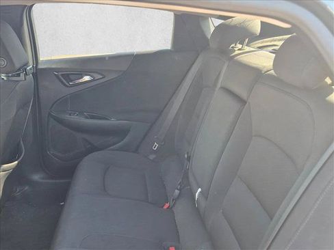 Used 2018 Chevrolet Malibu LS w/ LPO, Convenience Package 2 FWD image 12