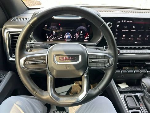Used 2025 GMC Canyon Elevation w/ Convenience Package RWD image 24