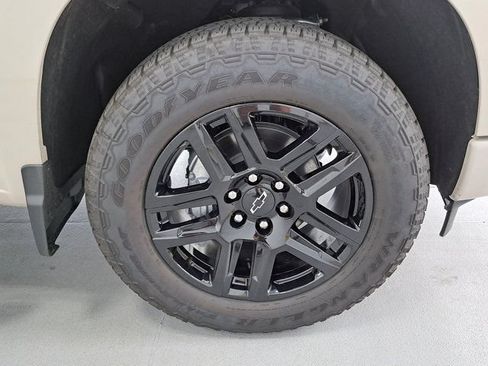 Used 2026 Chevrolet Silverado 1500 RST w/ RST Select Package AWD/4WD image 29