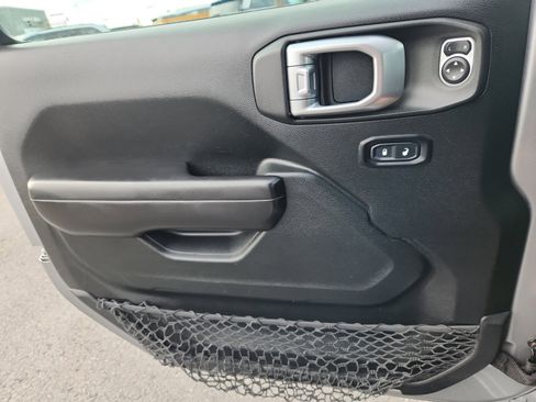 Used 2020 Jeep Wrangler Unlimited Sport S image 13