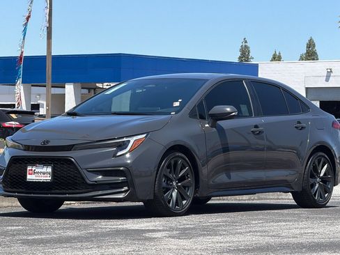 Used 2024 Toyota Corolla XSE FWD image 10
