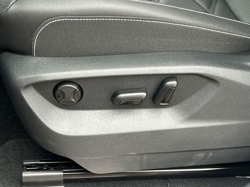 New 2026 Volkswagen Atlas SE FWD image 16