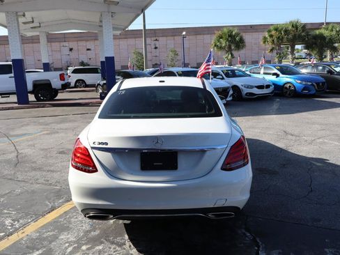 Used 2017 Mercedes-Benz C 300 Sedan image 4