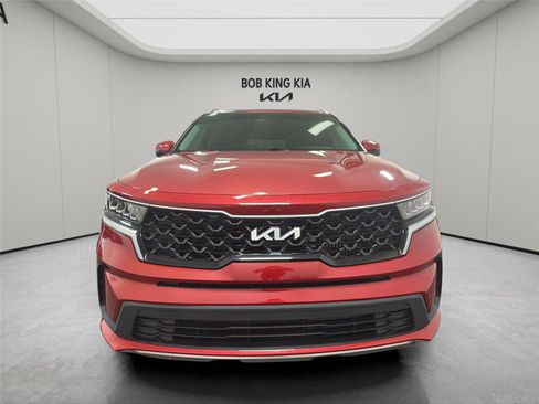 Used 2022 Kia Sorento S FWD image 8