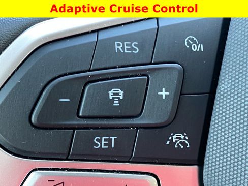 Used 2024 Volkswagen Taos S FWD image 21