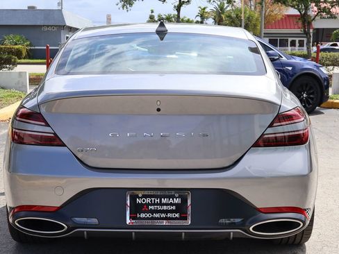 Used 2025 Genesis G70 2.5T RWD image 12