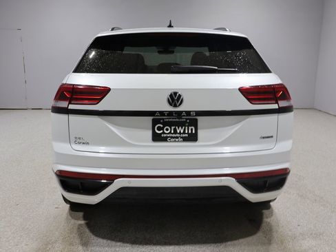 Used 2023 Volkswagen Atlas Cross Sport SEL R-Line AWD/4WD image 3