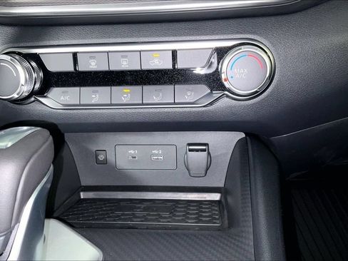New 2026 Nissan Altima 2.5 SR AWD/4WD image 28
