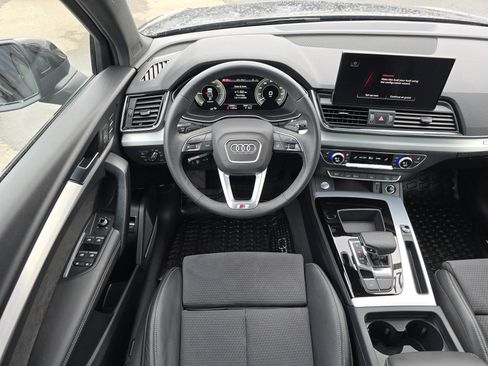 Certified 2024 Audi Q5 e Premium Plus w/ Premium Plus Package image 22
